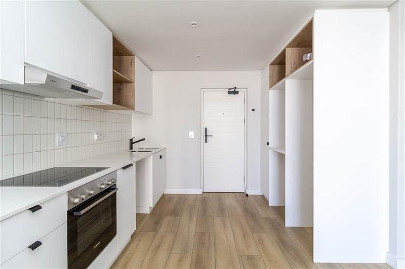 1 Bedroom Property for Sale in Sea Point Western Cape